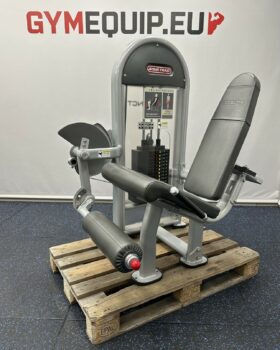 Star-Trac-Instinct-Leg-Extension-1