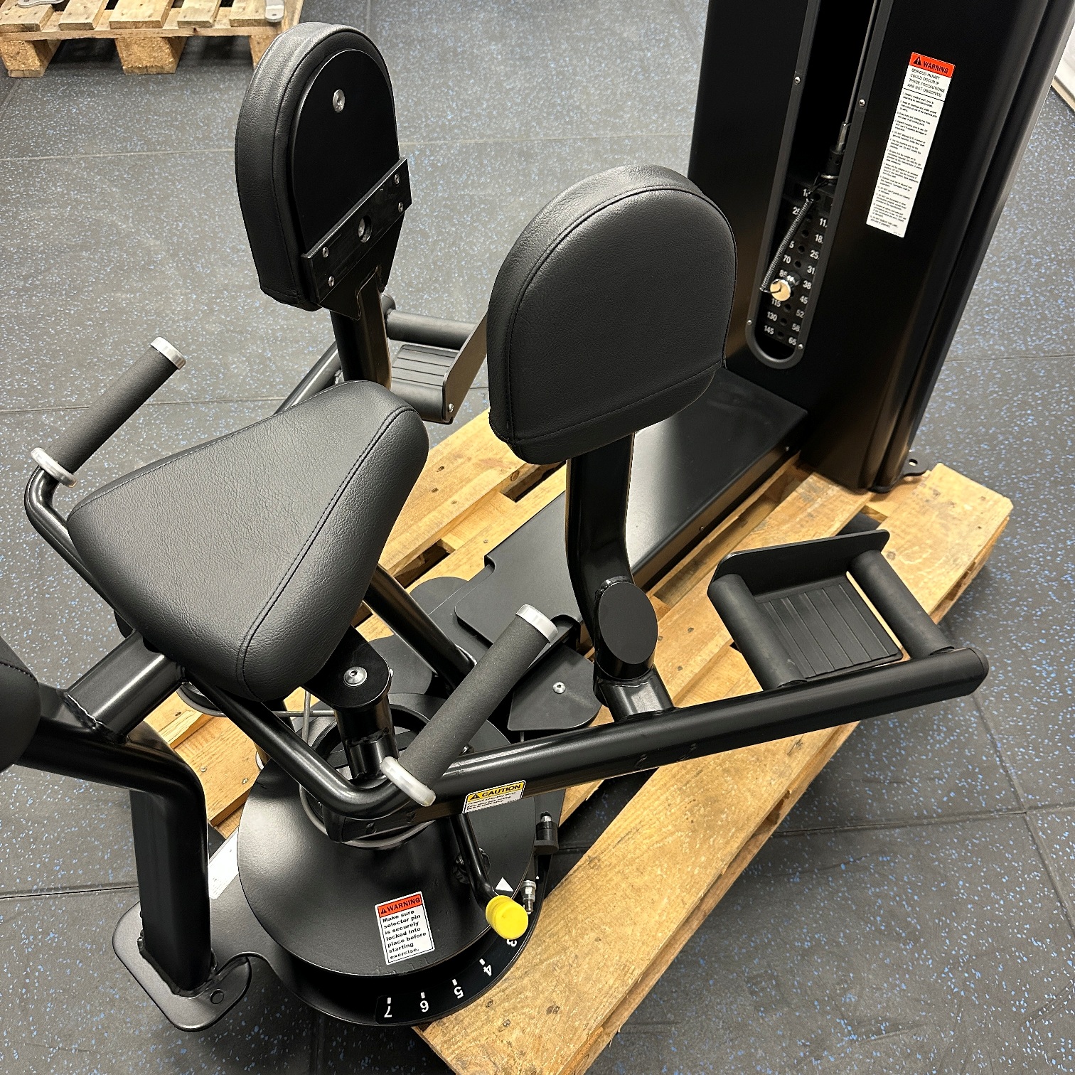 Cybex-VR1-Hip-Abduction-Adduction-refurbished-black-8 Cybex-VR1-Hip-Abduction-Adduction-refurbished-black-10