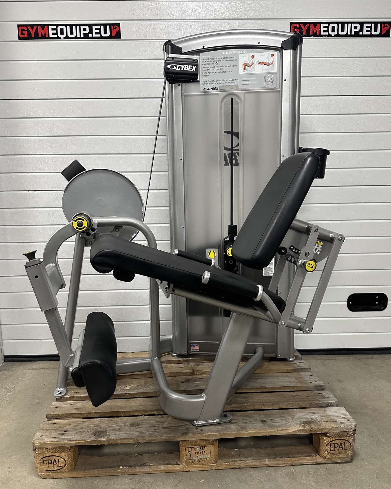 Cybex VR3 Leg Extension - 4 Cybex VR3 Leg Extension - 4