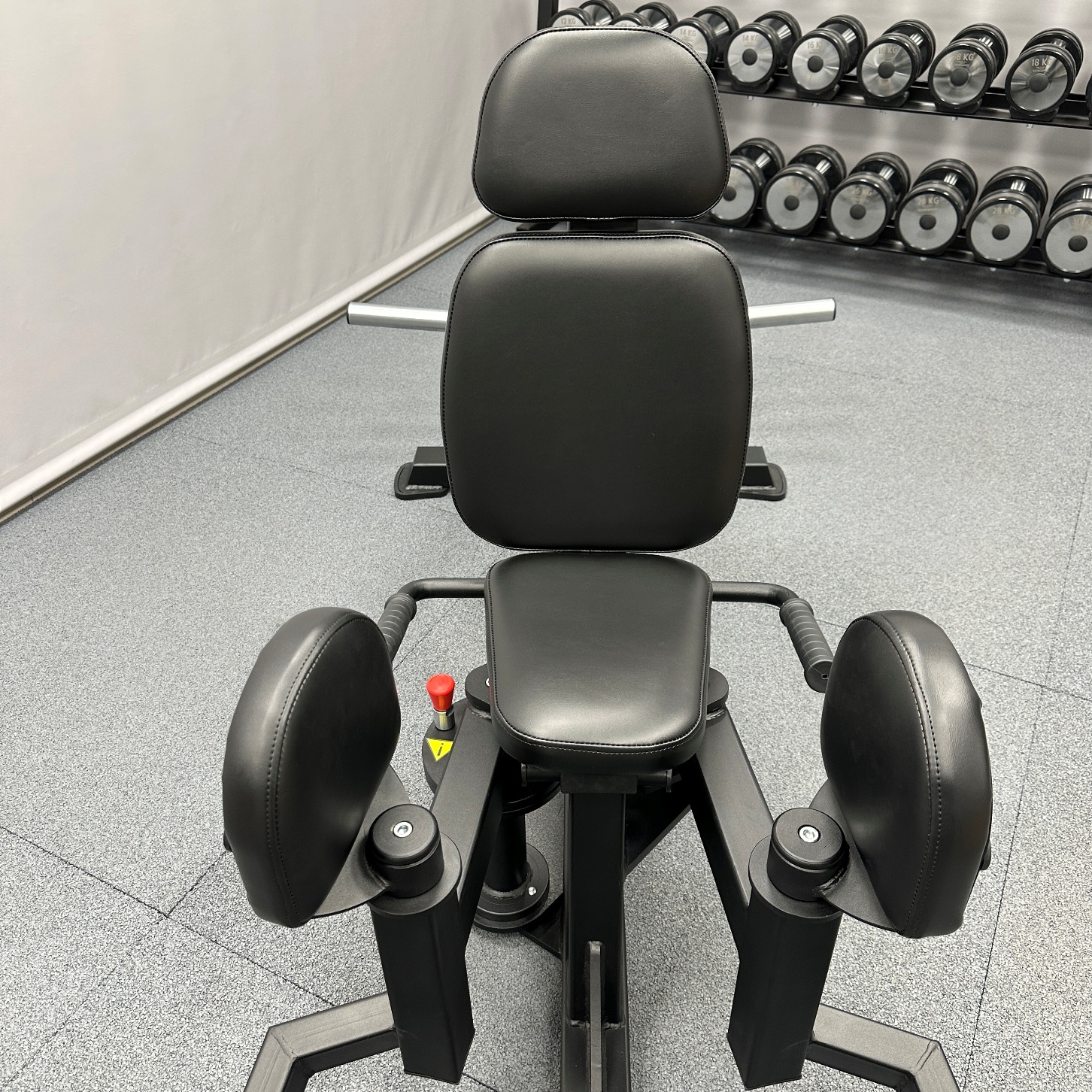 BruStyle-TC323-Abductor-Adductor-Machine-Plate-Loaded-6 BruStyle-TC323-Abductor-Adductor-Machine-Plate-Loaded-1