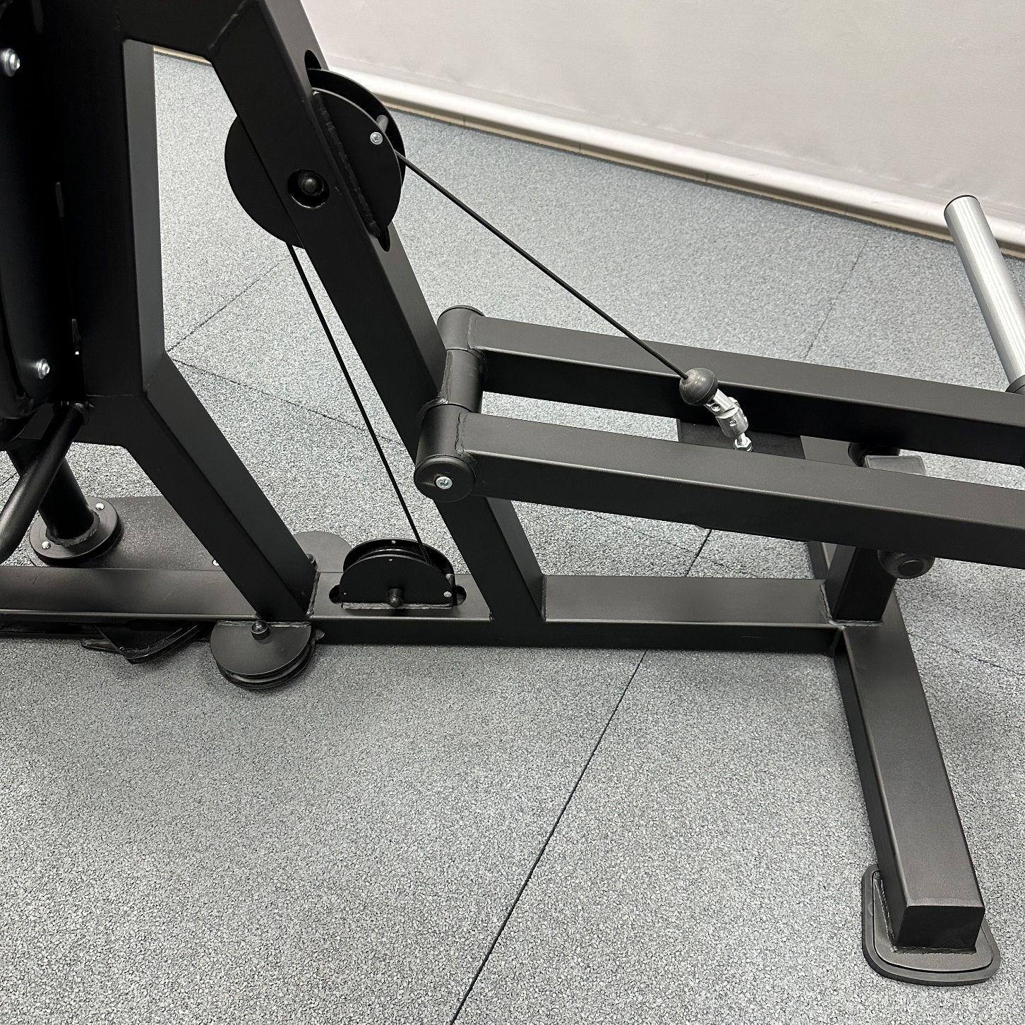 BruStyle-TC323-Abductor-Adductor-Machine-Plate-Loaded-9 BruStyle-TC323-Abductor-Adductor-Machine-Plate-Loaded-1