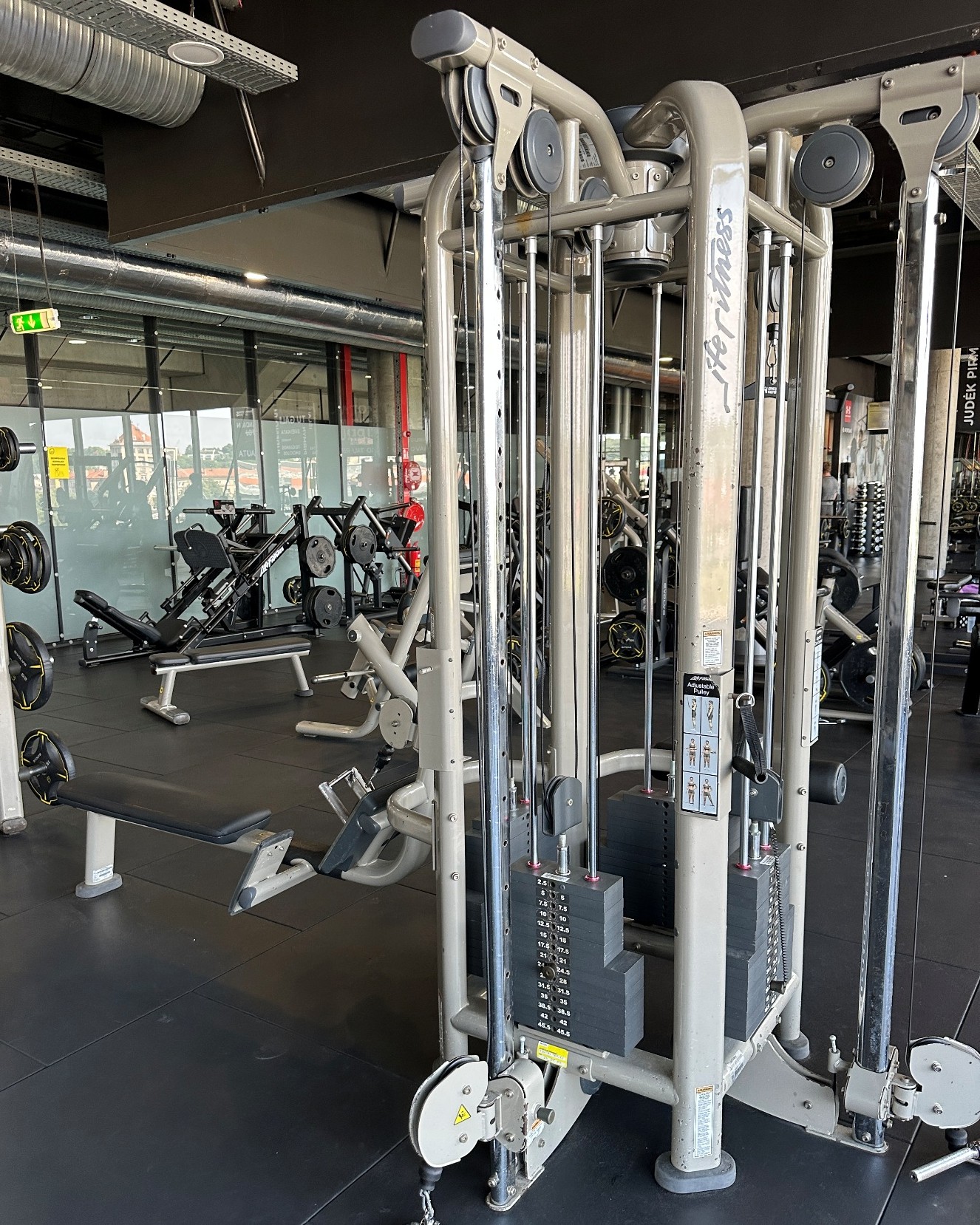 Life Fitness Signature MJ8 Jungle Gym - 7 Life Fitness Signature MJ8 Jungle Gym - 1