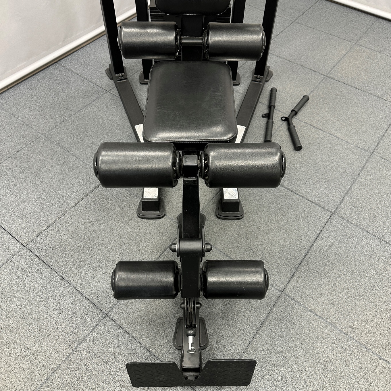 BruStyle-ТС240-Single-Stack-Multifunctional-Machine-for-full-body-workout-5 BruStyle-ТС240-Single-Stack-Multifunctional-Machine-for-full-body-workout-1