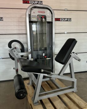 Star Trac Impact Leg Extension
